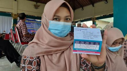 Vaksinasi COVID-19 Dosis ke 2 Bagi Pamong Desa Pleret